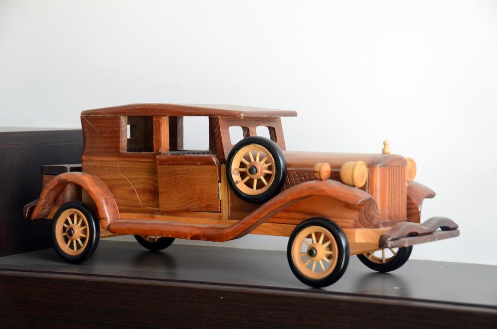 Vila Old Cars Cristian  Exterior photo